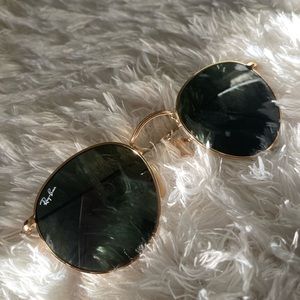 Ray Ban round sun glasses